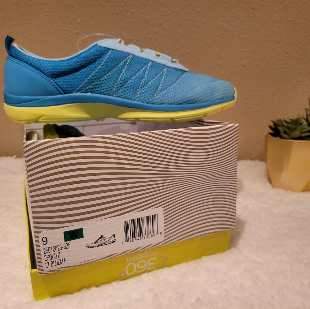 New in box Easy Spirit QuizIt shoes size womens 9W